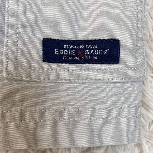 🎉HP🎉 Eddie Bauer Cargo Shorts 💗 Light Khaki - Picture 13 of 15